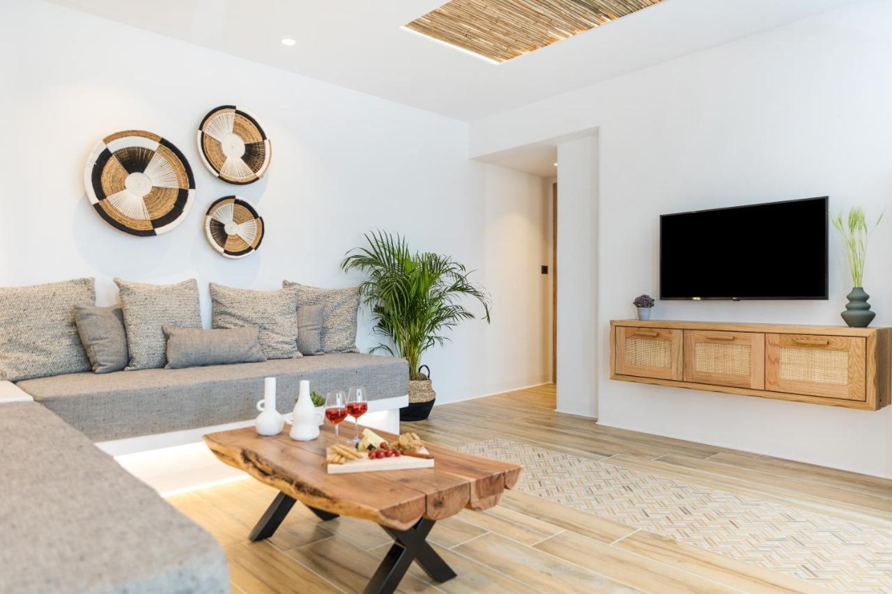 Naxian Icon Luxury Residence 2 Naxos City エクステリア 写真